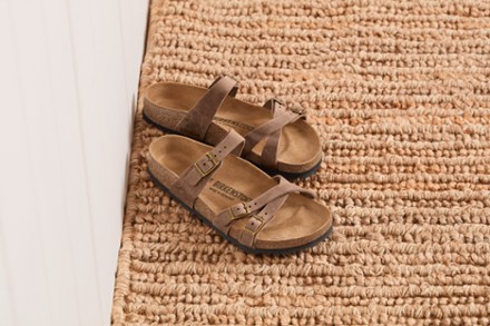 Rei on sale birkenstock mayari