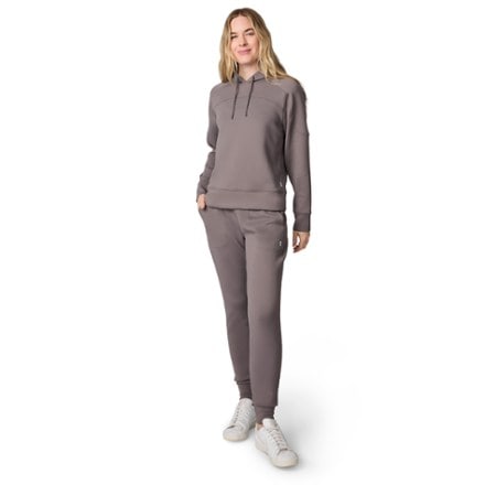 Free Country Sueded Lush Pullover Joggers - Women's 2