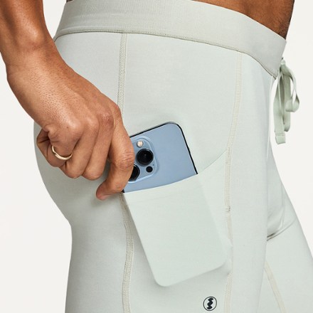 Janji Cargo Ultra Liner 8" Shorts - Men's 3