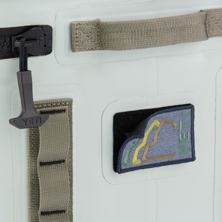 YETI Hopper Flip 12 Soft Cooler 10