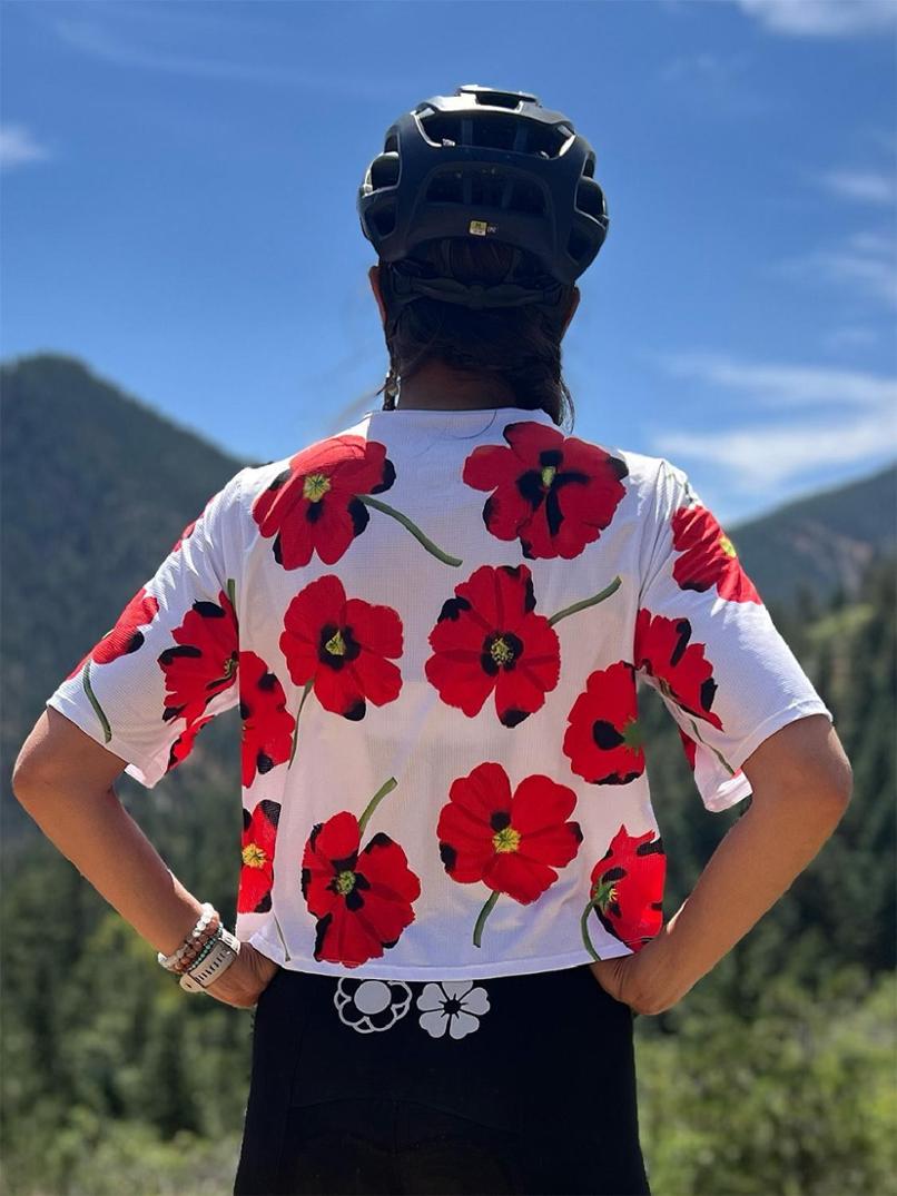 Location Image for Crop Top Cycling Jersey - Women's