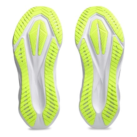 ASICS Novablast 5 Road-Running Shoes - Men's 4