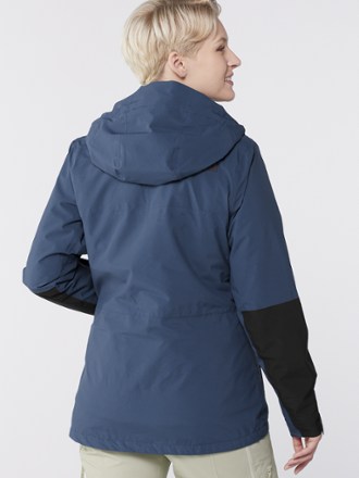 The North Face ThermoBall Eco Snow Triclimate 3-in-1 Jacket - Women's 2