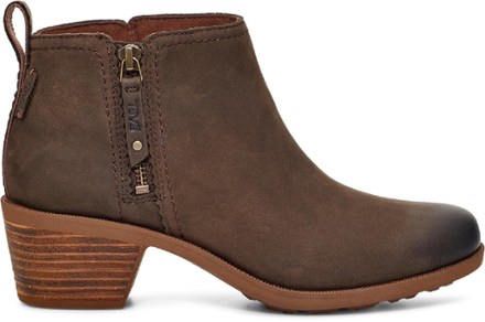 teva leather booties