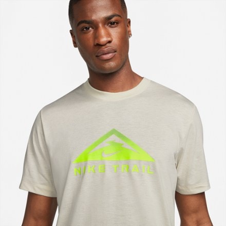 Nike Dri-FIT Trail T-Shirt - Men's 3