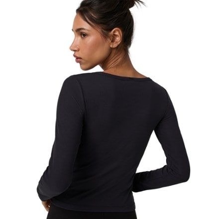 Vuori Long-Sleeve Pose Subtle Scoop T-Shirt - Women's 5