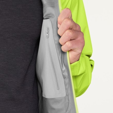 Arc'teryx Beta SL Jacket - Men's 7