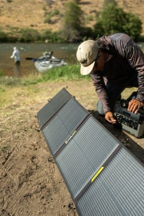 Goal Zero Nomad 100+ Solar Panel 6