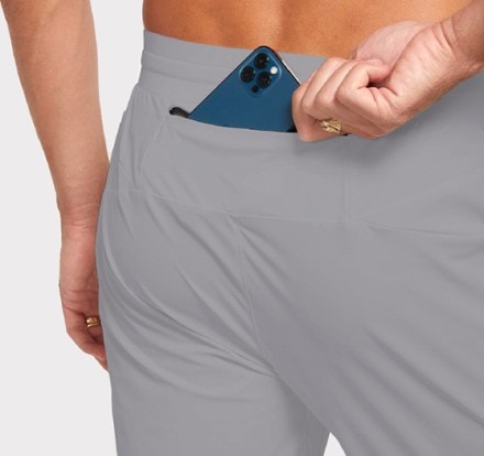 ALWRLD ALRN Gran Sport Joggers - Men's 4