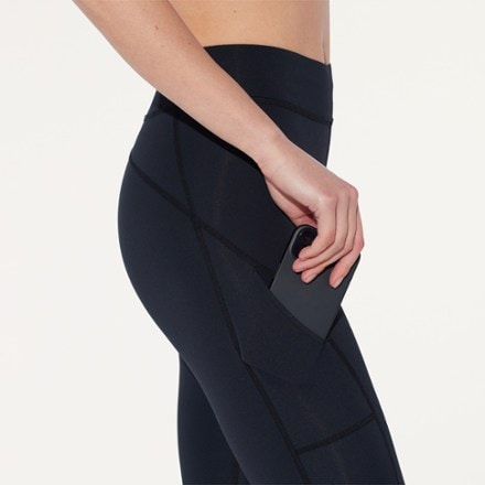 CIRCLE Get In Shape Leggings 2.0 - Women's 7