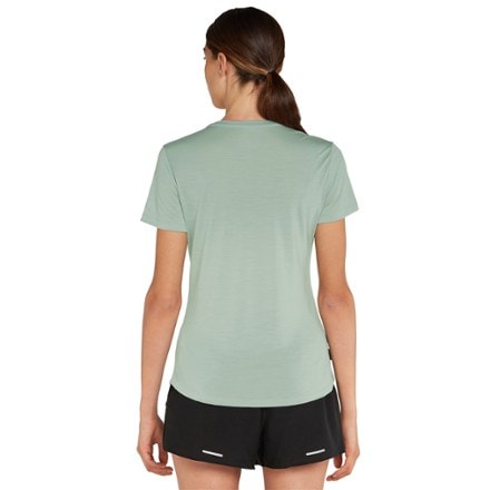 Icebreaker Merino Blend 125 Cool-Lite Sphere Scoop T-Shirt - Women's 1