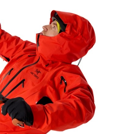 Arc'teryx Alpha SV Jacket - Men's 6