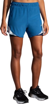 Brooks Chaser 5" 2-In-1 Shorts - Women's 1