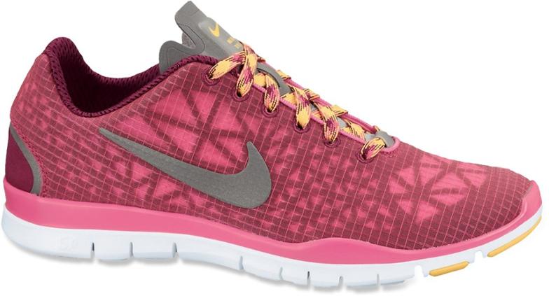{keywor d} nike free tr fit