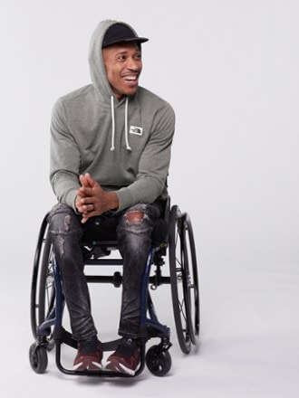 The North Face Heritage Patch Pullover Hoodie - Men's 3