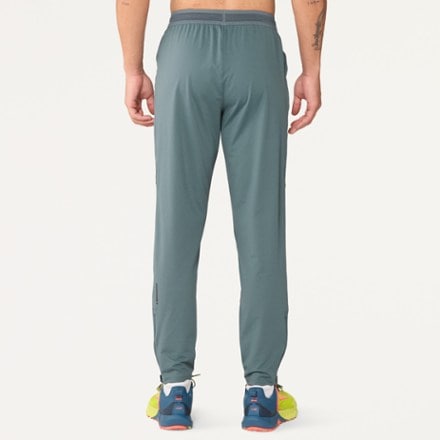 Brooks Dash Pants - Men's 2