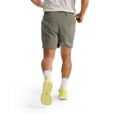 Arc'teryx Norvan 5" Shorts - Men's 2