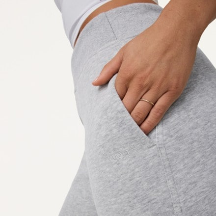 Vuori Sedona Mid-Rise Wideleg Pants - Women's 6