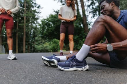 Topo Athletic Aura 2 Road-Running Shoes - Men's 5