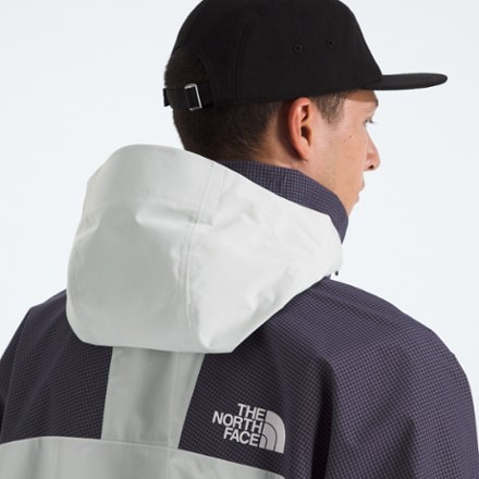 The North Face EG Devils Thumb GORE-TEX Rain Jacket - Men's 5