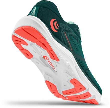 Topo Athletic Magnifly 4 Road-Running Shoes - Women's 4