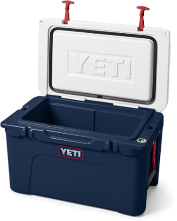 YETI Tundra 45 Cooler 3
