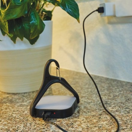 Nite Ize Radiant Revolve Rechargeable + Solar Lantern 9
