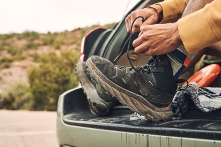 HOKA Anacapa Mid GTX Hiking Boots - Men's 9