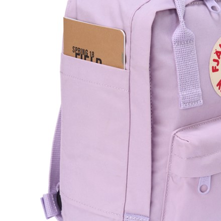https www.threadfellows.com product osp415 osprey-daylite-plus-backpack.html Osprey Daylite
