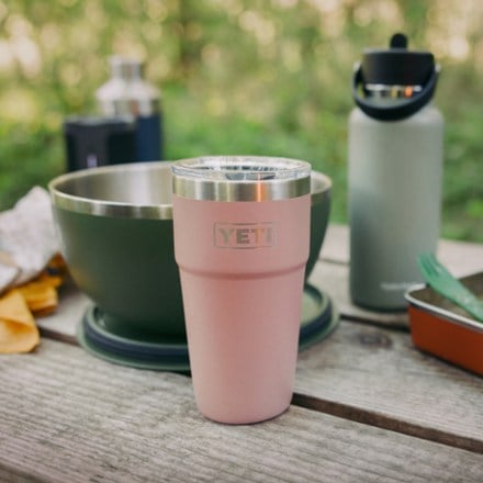 YETI Rambler Stackable Cup with MagSlider Lid - 20 fl. oz