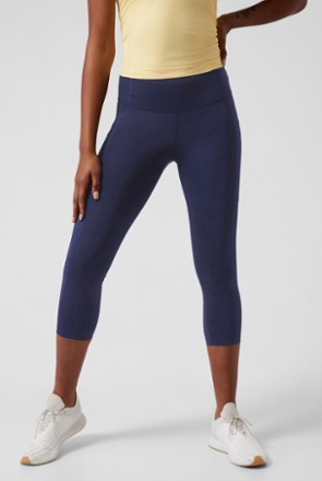 Athleta Ultimate Stash II Capri Leggings - Women's