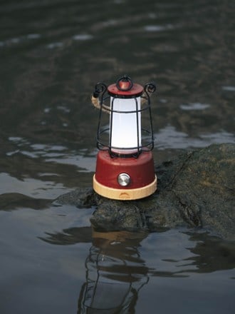 Location Image of color Red