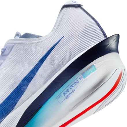 Nike ZoomX Vaporfly 4 Road-Running Shoes - Men's 7