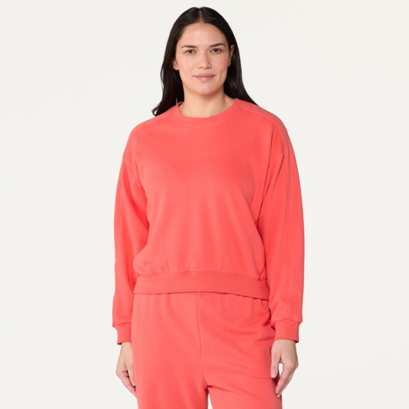 Model info: Height: 5'10" | Chest: 34 C | Waist: 29" | Wearing size: M