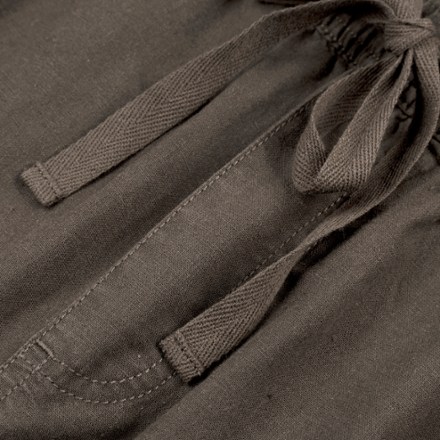 Finisterre Hendra Shorts - Men's 8
