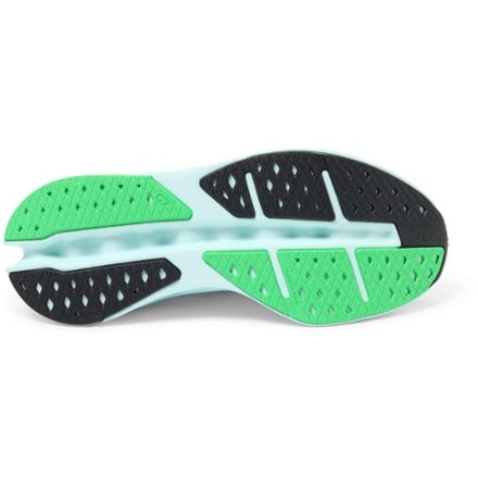 On Cloudsurfer Max Road-Running Shoes - Women's 4