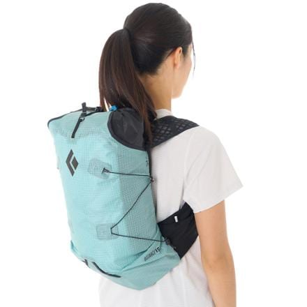 Black Diamond Distance 15 Pack - Women's 2
