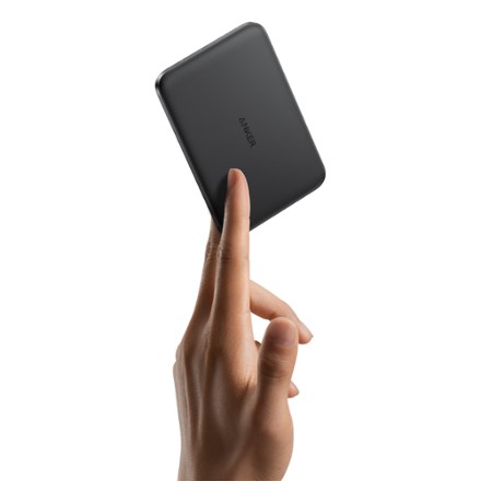 Anker MagGo Power Bank (5,000 mAh, Ultra-Slim) | REI Co-op