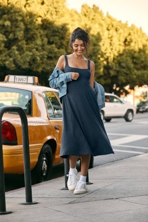 Location Image for Featherweight At The Ready Square Neck Dress