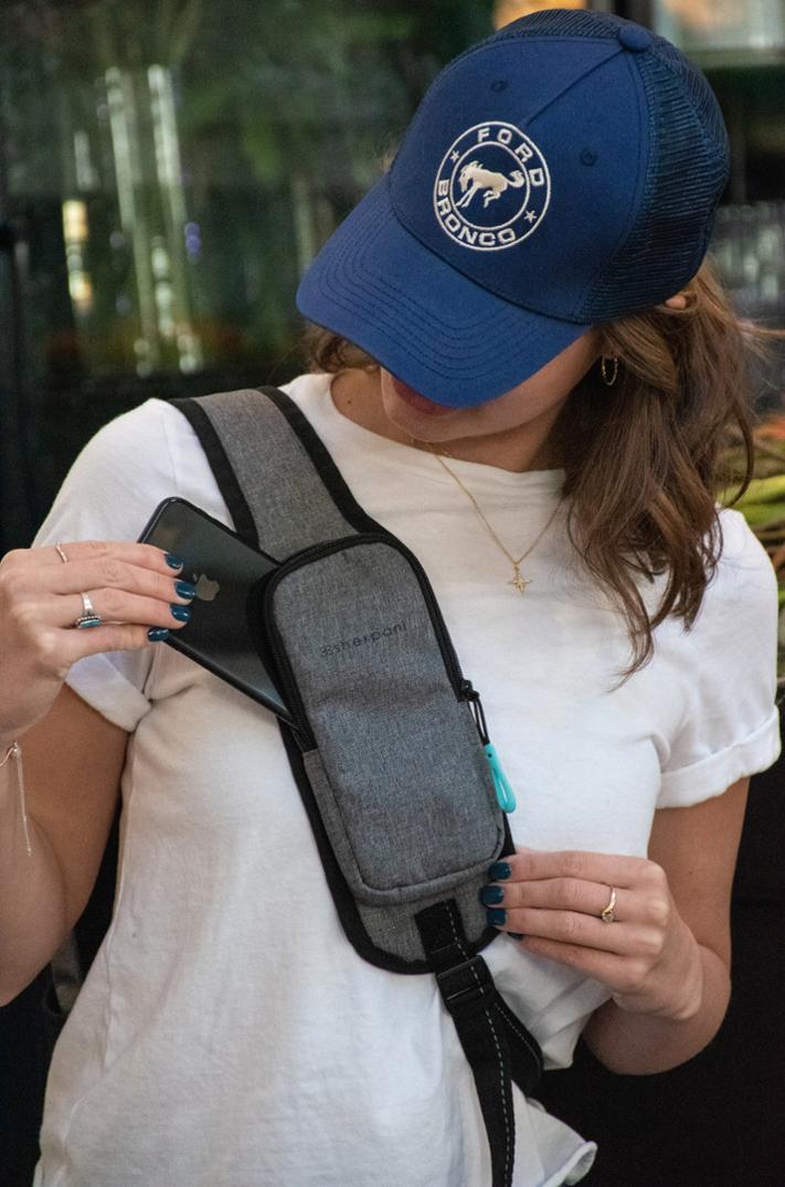 Location Image for Pike Travel Sling Bag - Women's