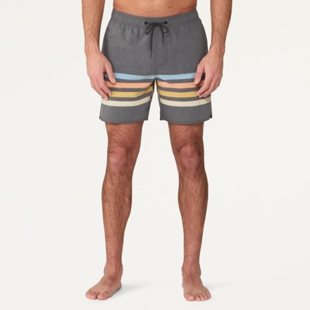 VISSLA Sumner 16.5" Volley Shorts - Men's 2
