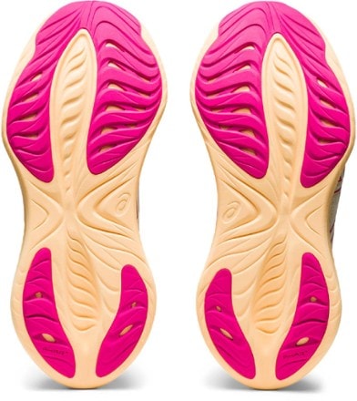 ASICS GEL-Cumulus 25 Road-Running Shoes - Women's 4