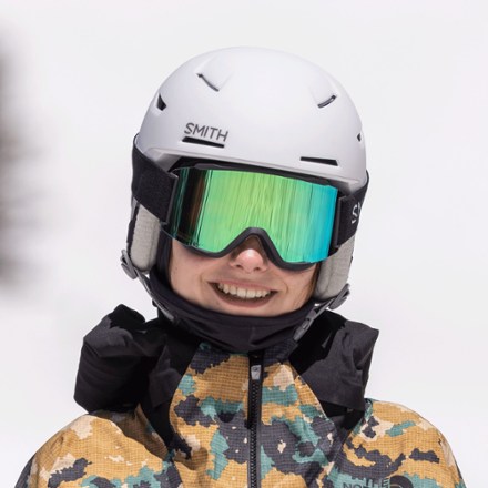Location Image for I/O MAG S ChromaPop Snow Goggles with gogglesoc