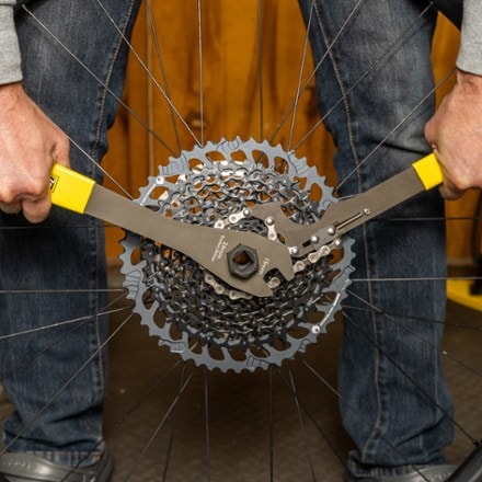 Pedro's Pro Chain Whip 2