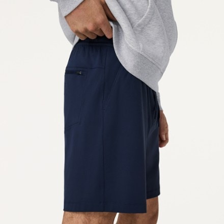 Vuori Ponto Re/ACTV Lined 7" Shorts - Men's 7