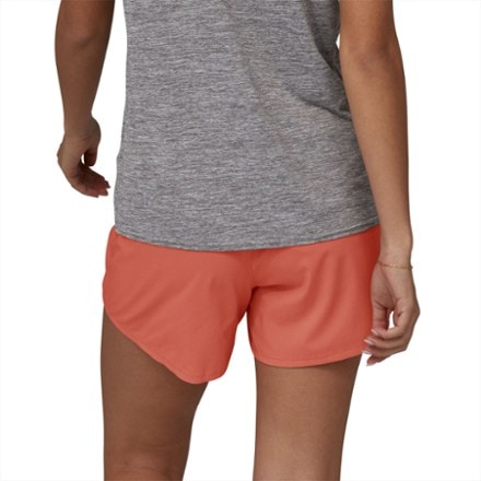 Patagonia Trailfarer Shorts 4.5" - Women's 2