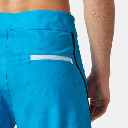 Helly Hansen HP Curve 7" Board Shorts - Men's 5