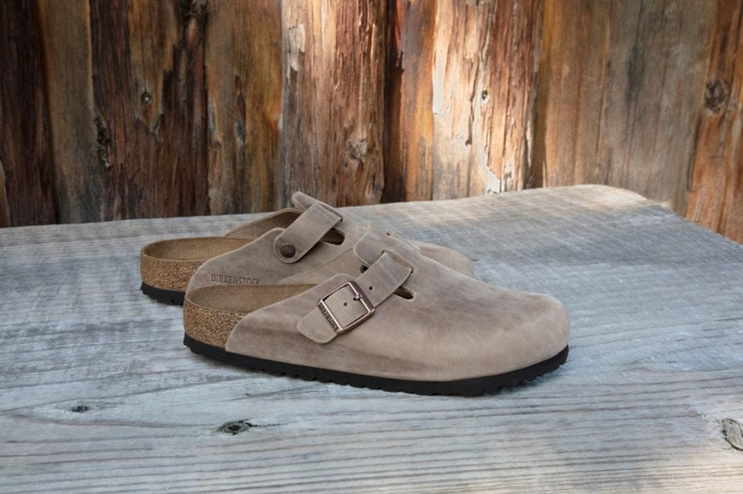 Location Image for Boston Soft Footbed Clogs - Men's