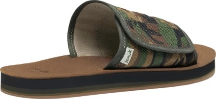 Sanuk Grey camo yoga mat flip flops  Grey camo, Flip flops, Mens flip flop