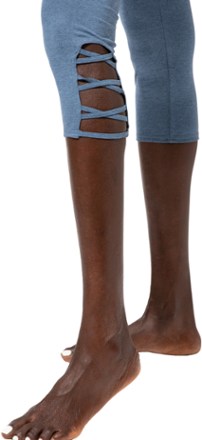 Threads 4 Thought Monica Crop Criss Cross Leggings - Women's 3